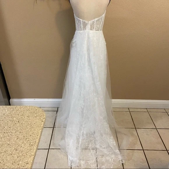 NWOT Lulus Luxe Elegance White Lace Embroidered Rhinestone Strapless Maxi Dress - Picture 10 of 17